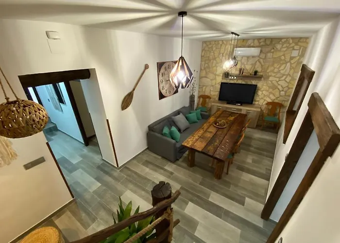 Casa vacanze La De Bartolo. *