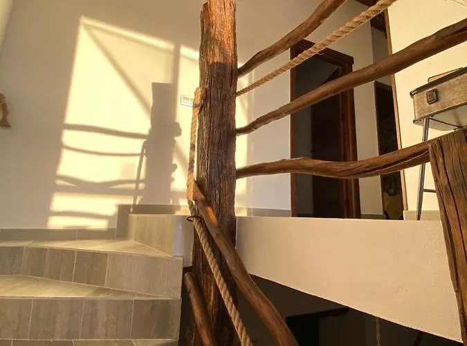 Casa vacanze La De Bartolo. *