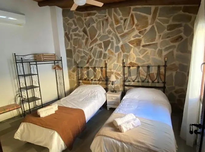 Casa vacanze La De Bartolo. Segura de León