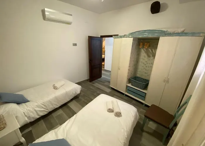 La De Bartolo. Casa vacanze Segura de León